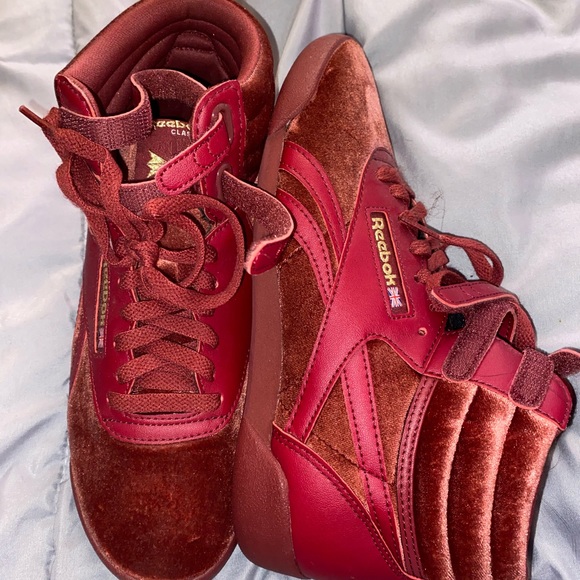 Velvet Reebok - Picture 2 of 4